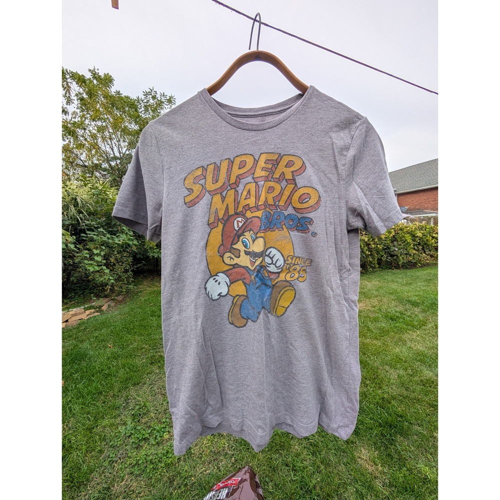 Super‎ Mario Bros Since 85 Graphic T Shirt Old Navy Mens Small Gray